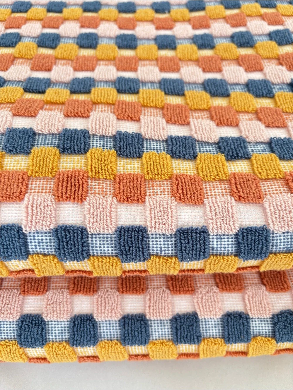 NWT 2 Pc Soho Living Towel Set Retro Checkerboard Fall Bath Towels 100% Cotton